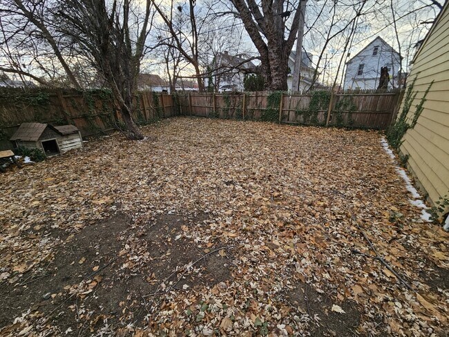 Foto del edificio - 15218 Shiloh Rd