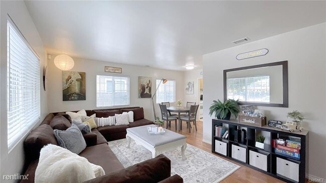 Foto del edificio - 3 br, 2.5 bath House - 7908 Agnes Ave