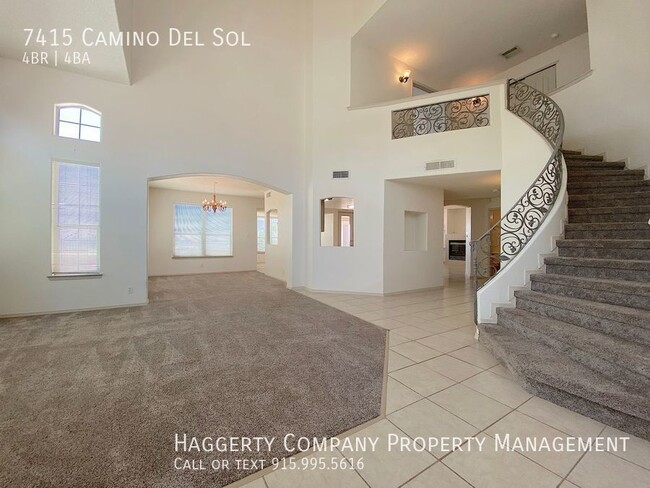 Foto del edificio - West El Paso LARGE 4 bed 3 Car Garage Home...