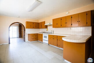 Building Photo - 931 Emerson Ave