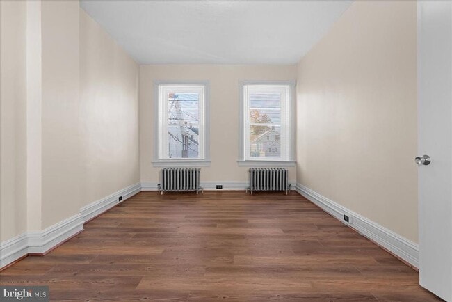 Foto del edificio - 250 N Mulberry St