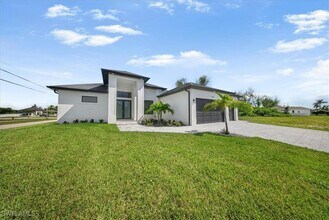 Building Photo - 1123 NW 40th Pl