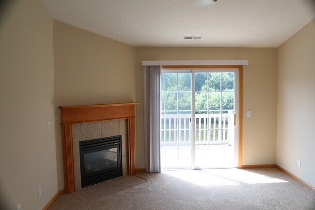 Foto del edificio - 906 Kelly Ln
