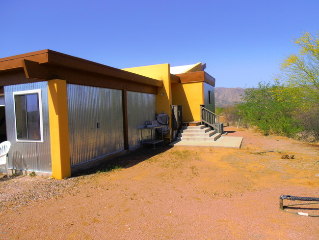 Foto del edificio - 399 Ewing Trail