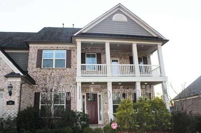 Building Photo - 521 Vine St