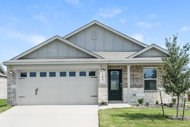 Building Photo - 100 Wild Rose Dr