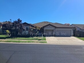 Building Photo - 6145 Crater Lake Dr