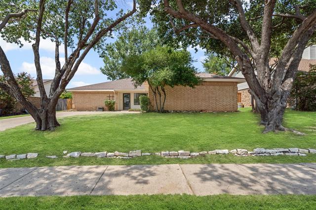 Foto principal - 2415 Amber Hill Ln