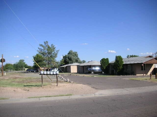 Foto del edificio - 15825 N 25th St