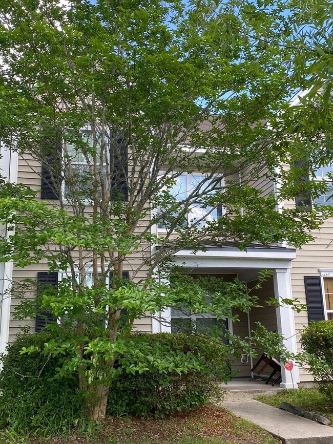 Foto del edificio - 2 bedroom 2.5 bath in Godley Park