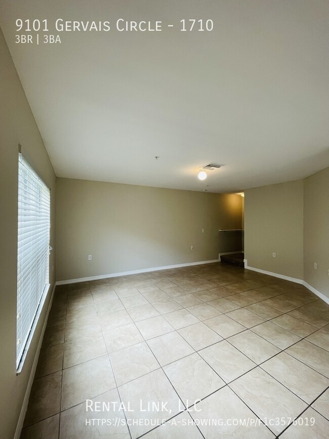 Building Photo - 9101 Gervais Cir