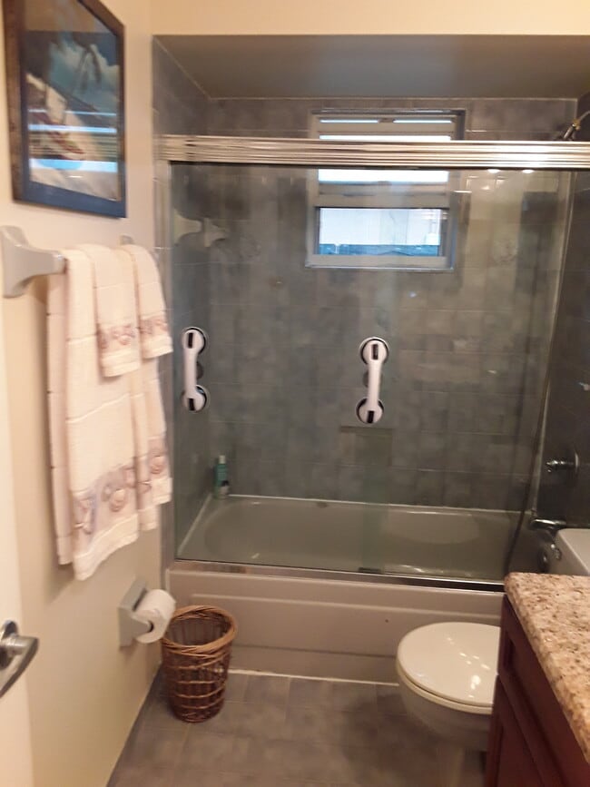 Foto del edificio - 118 SW Fairway Ave