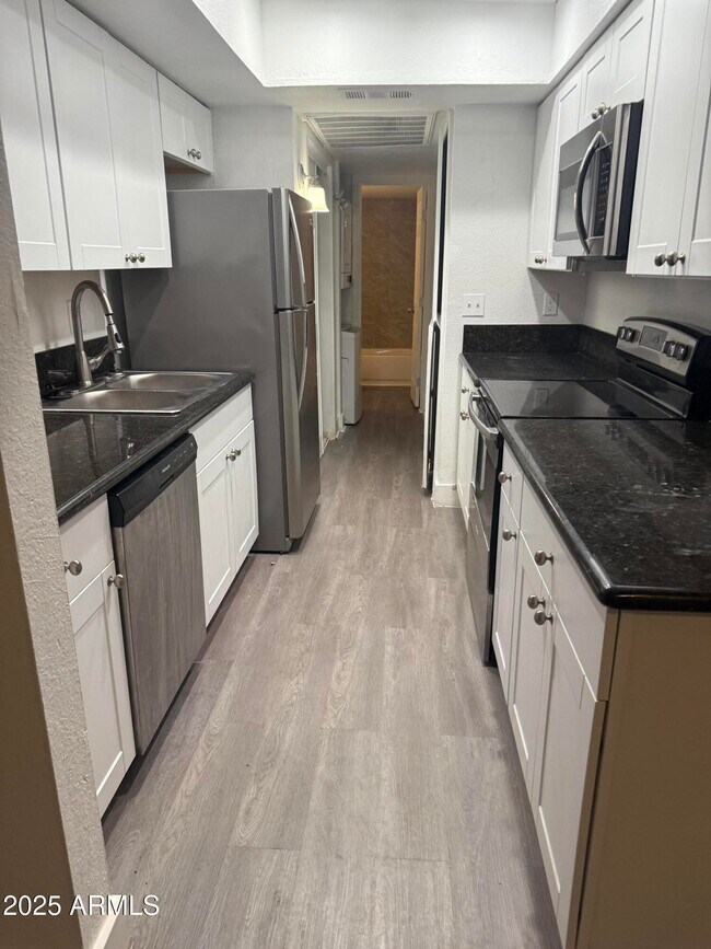 Foto del edificio - 18202 N Cave Creek Rd