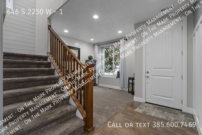 Building Photo - 646 S 2250 W