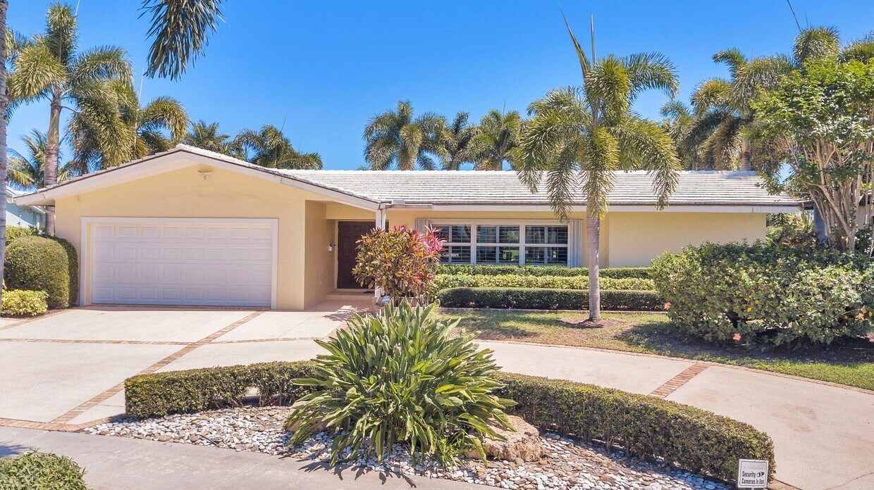 728 Waterway Dr, North Palm Beach, FL 33408 House for Rent in North