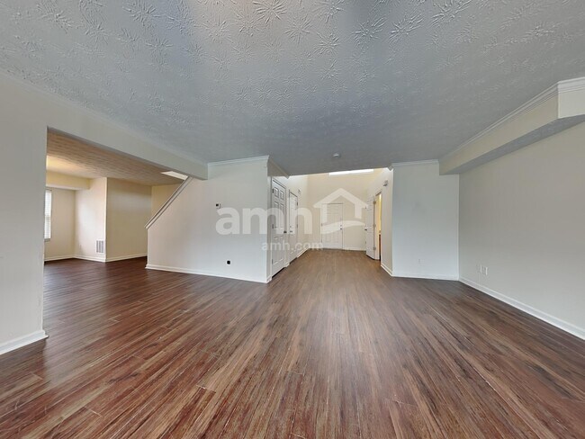 Building Photo - 8439 Nightshade Dr