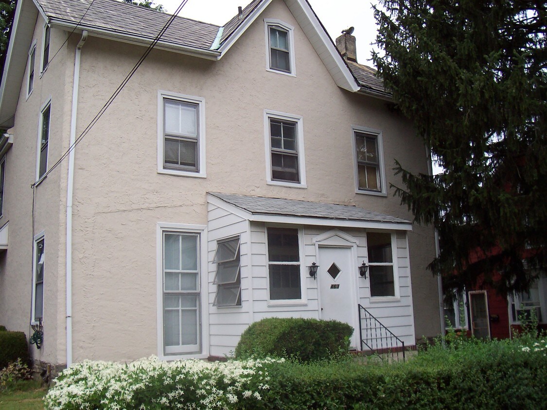 463 Leedom St Apartments in Jenkintown, PA