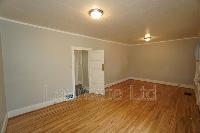 Foto del edificio - 3132 Perry St