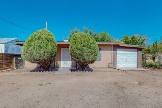 Building Photo - 721 Santa Fe Ave SW
