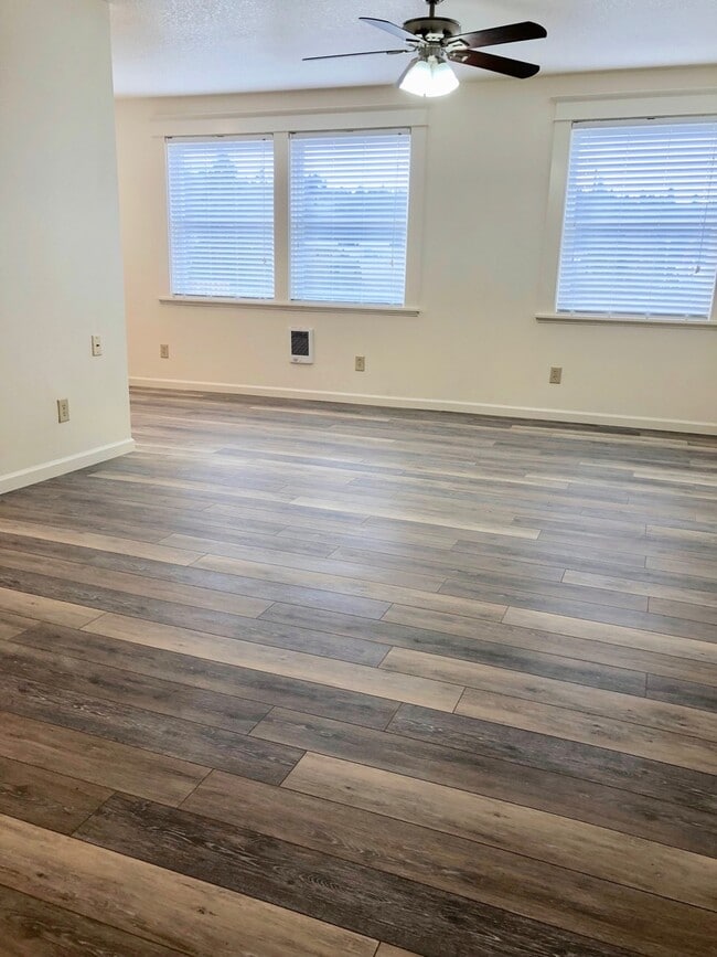 Foto del edificio - 1 Bedroom in Sellwood