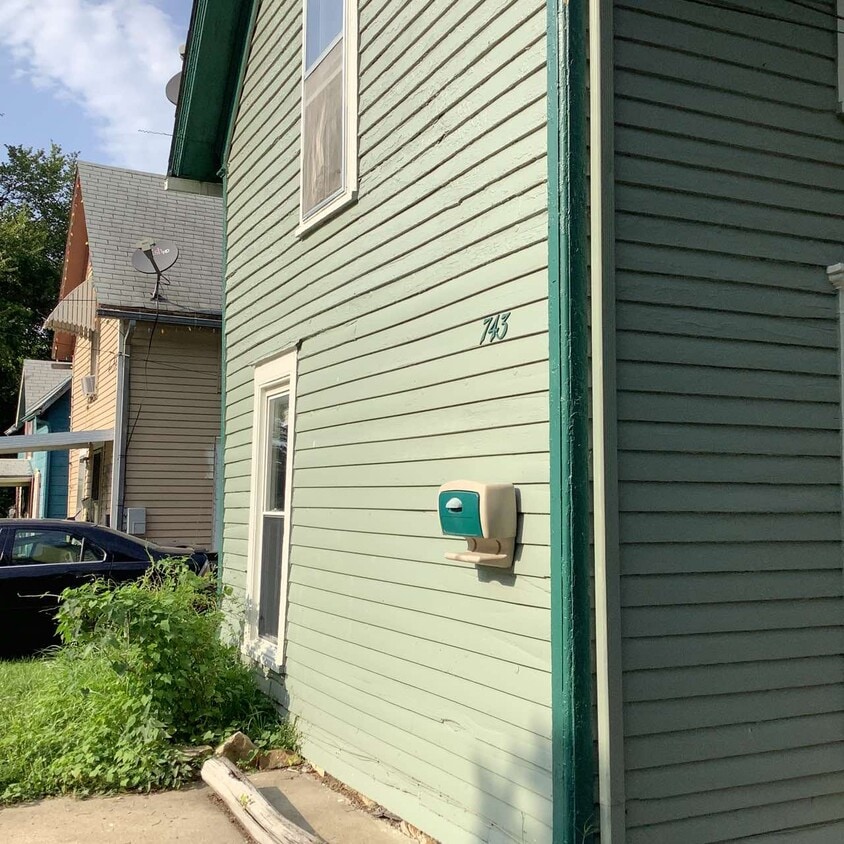 743 S Princeton St, Ottawa, KS 66067 House Rental in Ottawa, KS