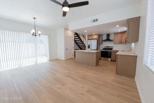 Building Photo - 1300 N Rook Ave