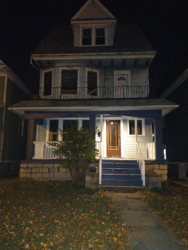 Building Photo - 354 Baynes St