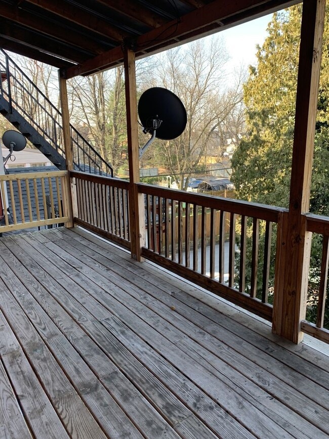 Building Photo - 135 S 2nd St