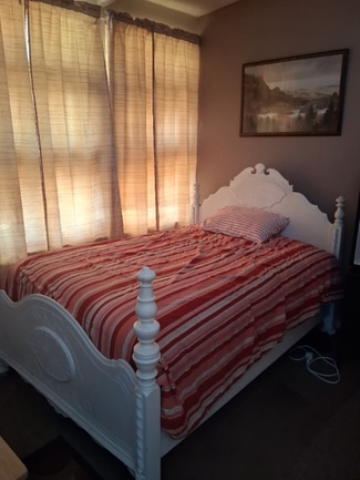 Building Photo - 5730 Jackson Ave