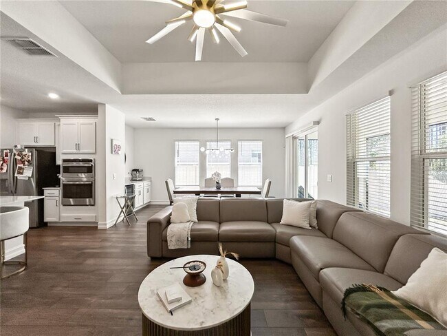 Building Photo - 18334 Serene Lk Lp