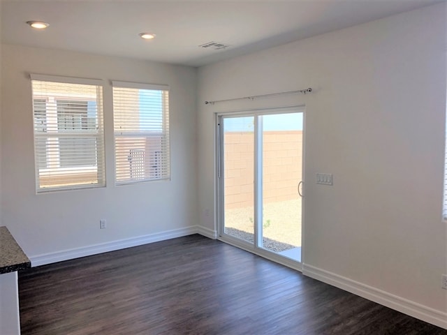 Building Photo - 5824 Petronius St