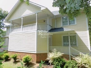 Building Photo - 623 Walker Ave