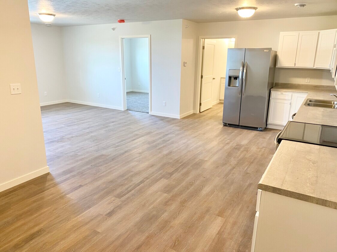 1355 Holton Dr, Le Mars, IA 51031 Apartments Le Mars, IA