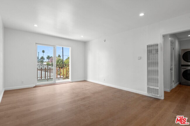 Foto del edificio - 616 Sunset Ave