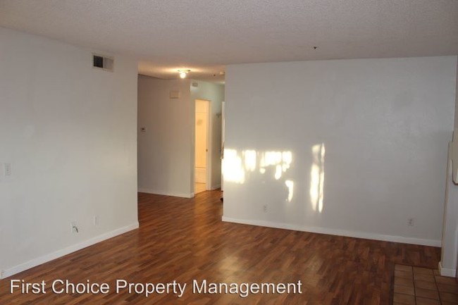 Building Photo - 5 br, 3 bath House - 11430 Dogwood Court