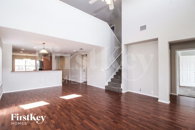 Building Photo - 4500 Chris Dr