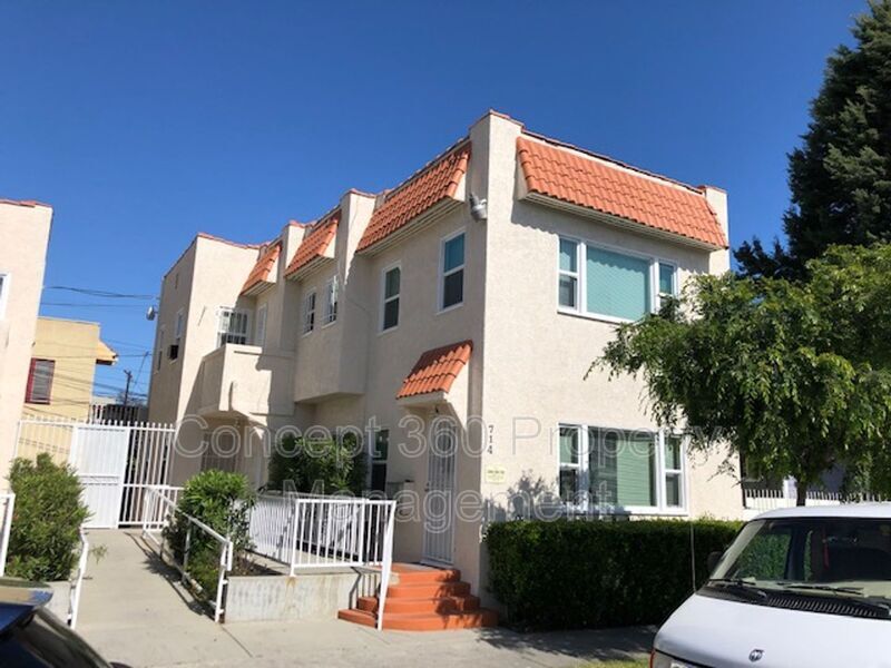 Primary Photo - 714 Lime Ave