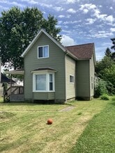 Building Photo - 1208 Howard St