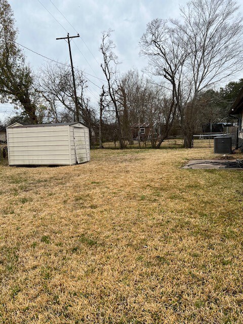 Foto del edificio - 1008 Frances Dr