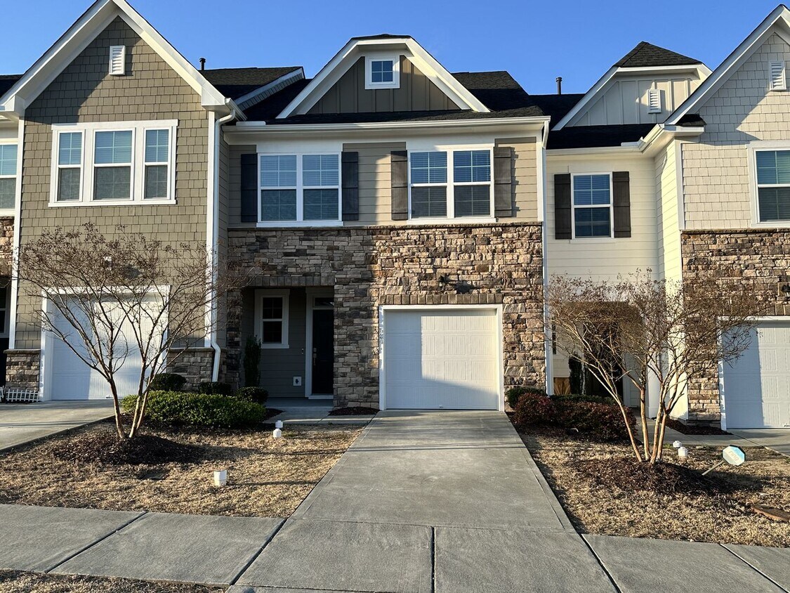 Primary Photo - Impeccable Townhome in Prime Cary Location