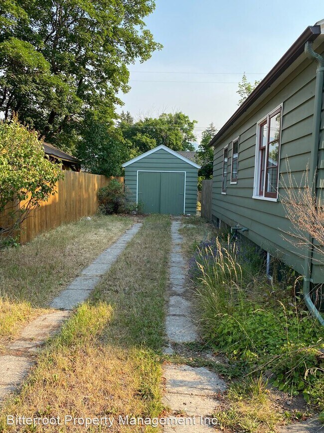 Building Photo - 4 br, 2 bath House - 511 Woodworth