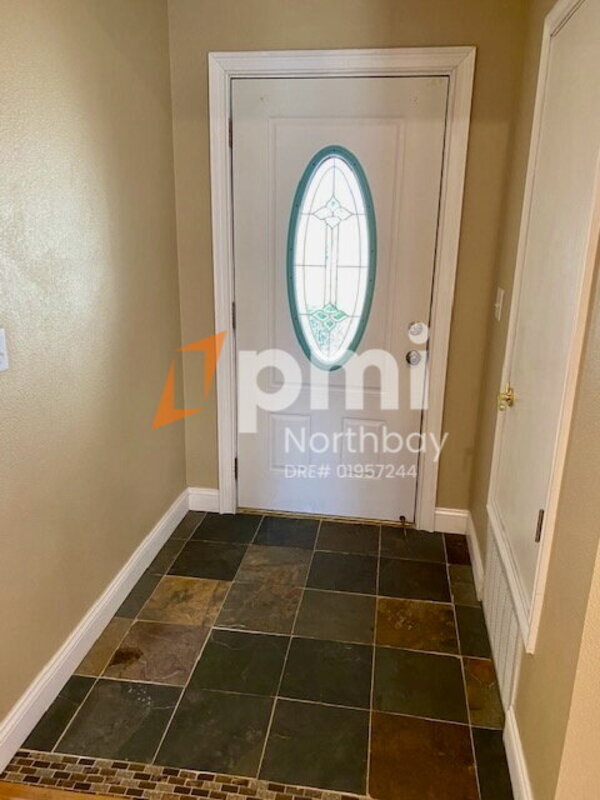 Building Photo - 609 Placer Ln