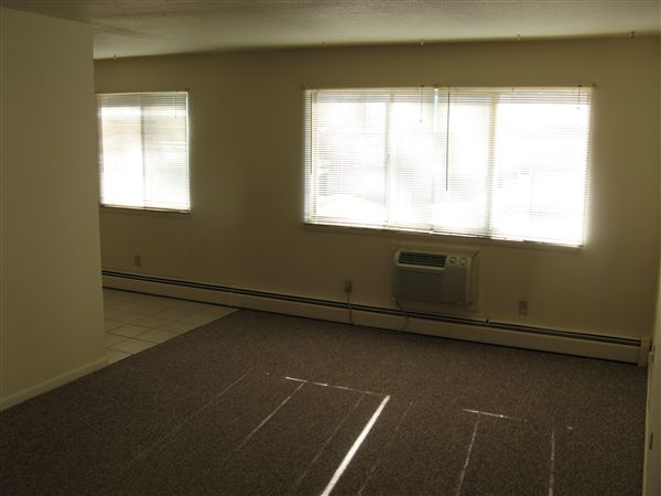 Foto del edificio - 908 E Oak St