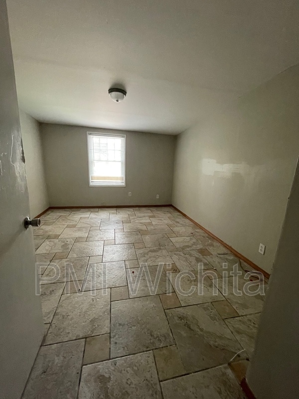 Foto del edificio - 2241 N Market St