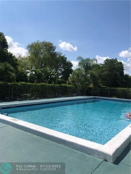 Foto principal - 2720 Forest Hills Blvd