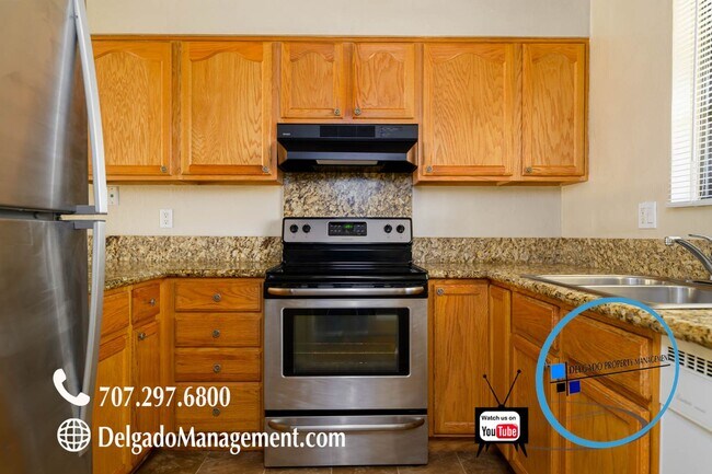Building Photo - Benicia one bedroom condo