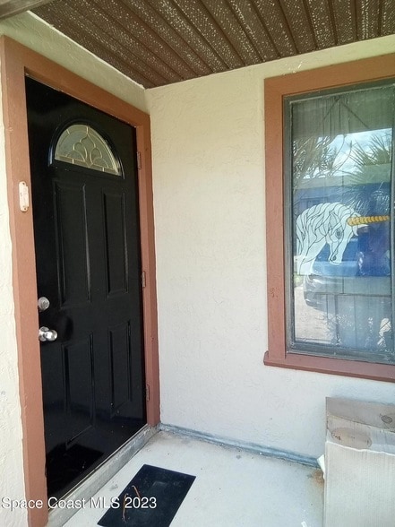 Foto del edificio - 310 Sherwood Pl