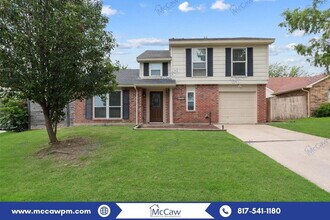 Building Photo - 4108 Periwinkle Dr