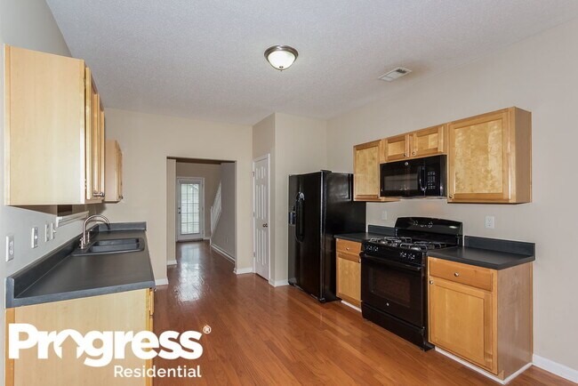 Foto del edificio - 139 Stillwood Dr
