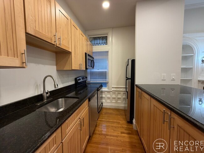 Building Photo - 195 Commonwealth Ave